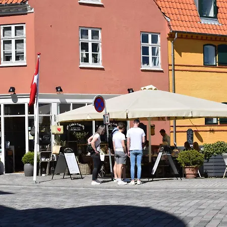 Byferie - Hyrdevej 83, 85b *